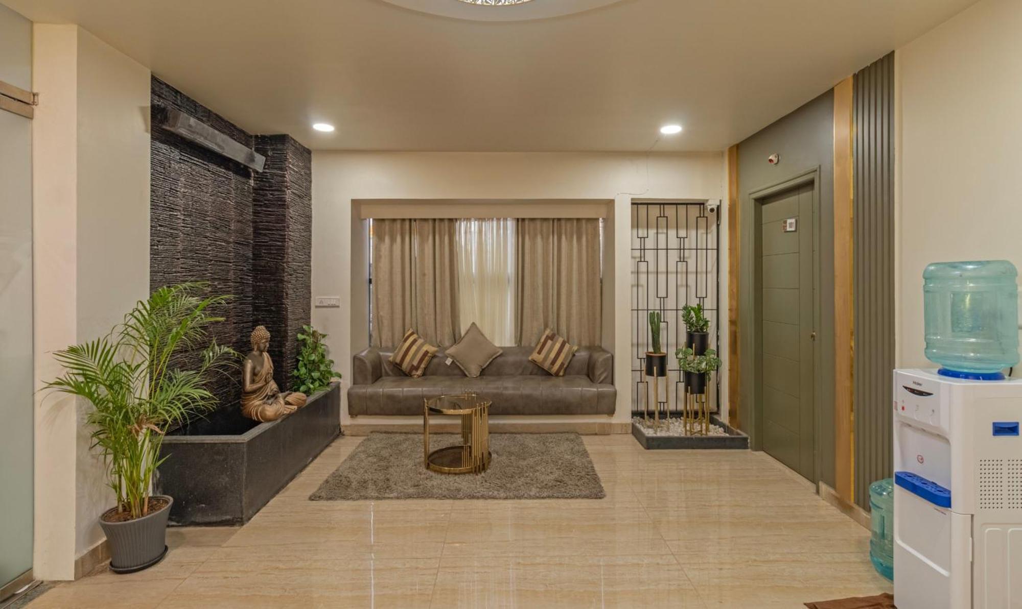 העיר בנגלור Treebo Raghavendra Tranquil Inn Bellandur מראה חיצוני תמונה